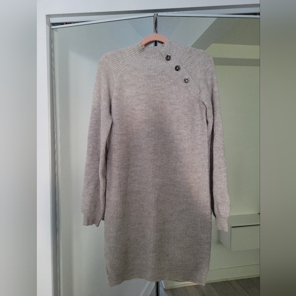 Chic Long Sleeve Knit Dress in Cream